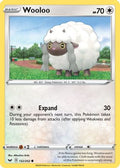 Wooloo 152/202 - SWSH01 Sword & Shield Base Set Reverse Holofoil
