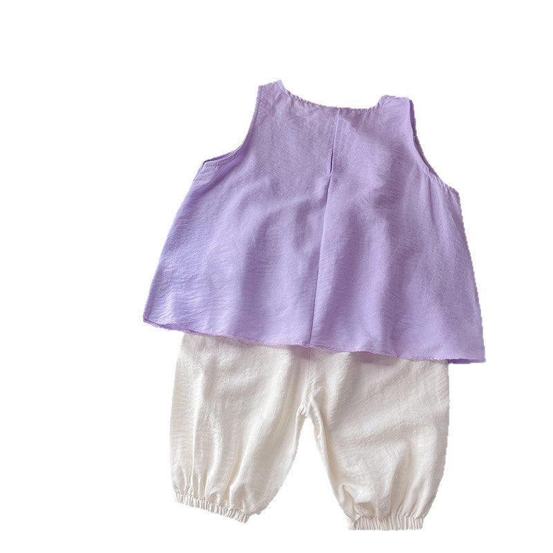 Two piece sleeveless set for infants and young children