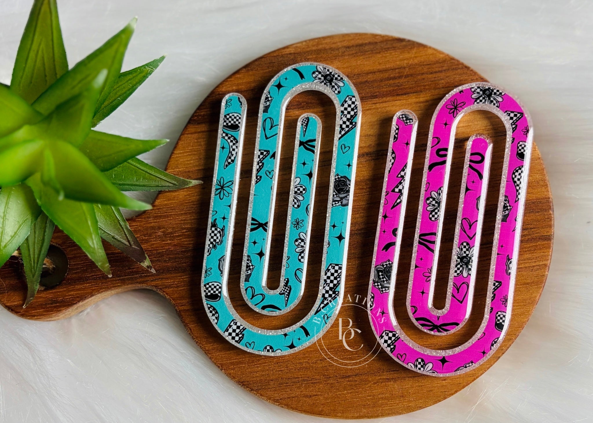 Trendy checkered glitter jumbo paperclips